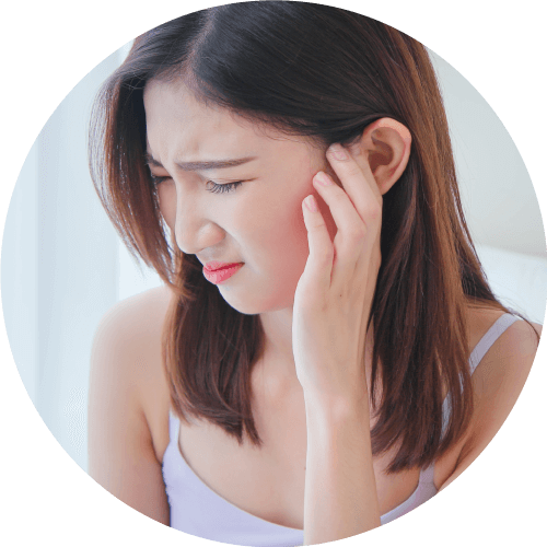 接近全禿的人士