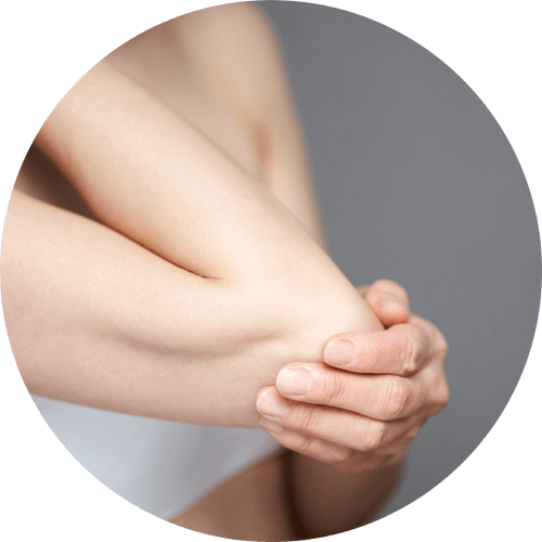 接近全禿的人士